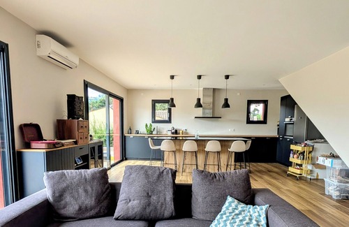 Auribeau-sur-Siagne Villa | Quiet villa with breathtaking views. Near Cannes and Grasse
