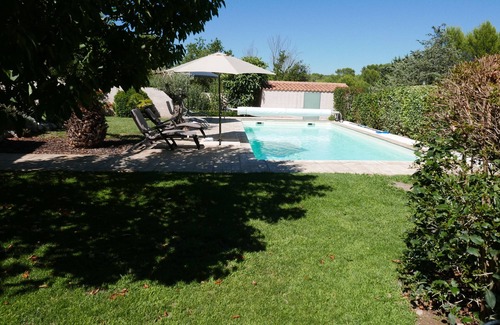 Grabels Villa | chalet con piscina de borde del matorral