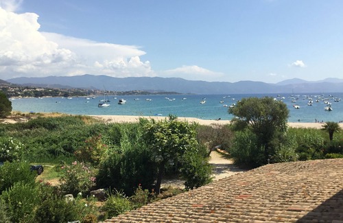 Vico Apartamento | Quiet waterfront apartment