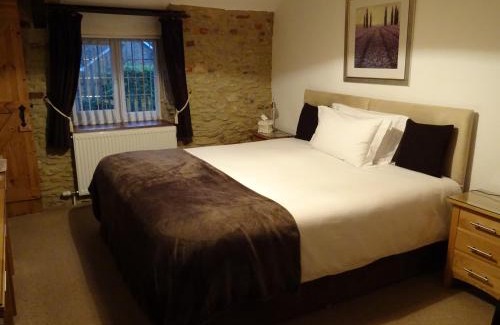 Halstock Cama Y Desayuno | Quiet Woman House