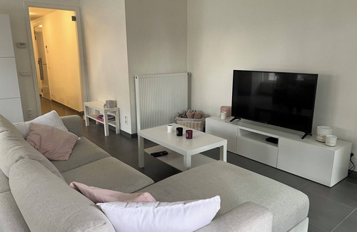 Harelbeke Apartamento | Quietly located apartment, in a green and watery area,