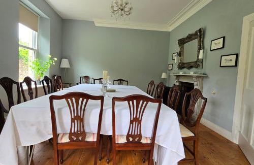 Coleraine Casa | Quilly Farm House - North Coast - Entire House, near Castlerock, Coleraine, Beach walks, countrywalks, golf courses