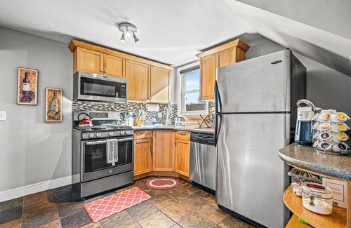 Quincy Apartamento | Quincy Beach Home Next to Boston & T, Free Parking