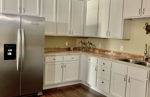 Perry Casa | Quincy Ranch ~ Pet Friendly 3 bedroom 2 bath home