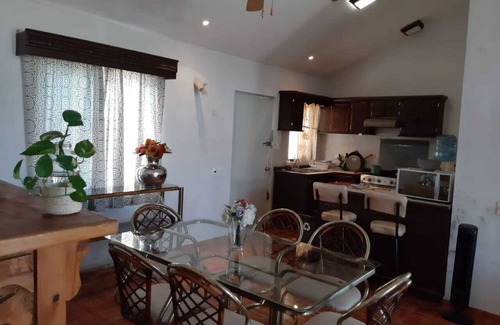 Nuevo León Casa | Quinta AleGre en Santiago N.L.