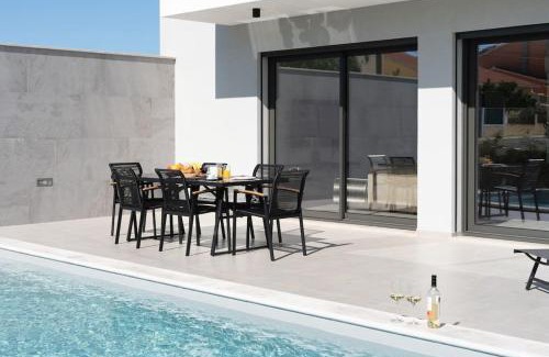 Caldas da Rainha - Santo Onofre e Serra do Bouro Villa | Quinta Atia - Luxury villa with private pool
