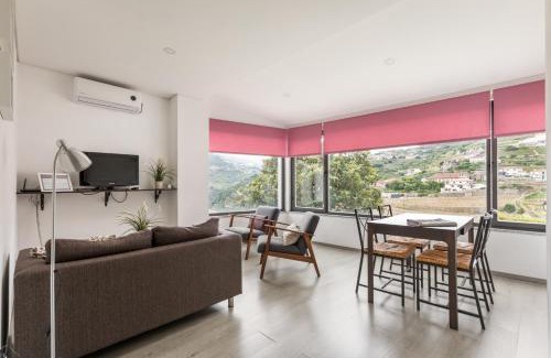 Mesao Frio Casa | Quinta Barqueiros D'Ouro - Casa da Música