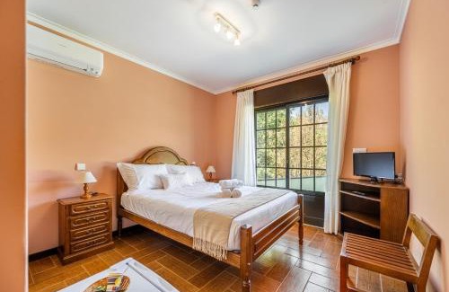Rio Caldo Casa | Quinta da Carvalha