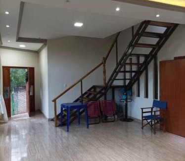 Ciudad Del Este Casa | Quinta Las Palmeras, Cond. Cerrado seguridad 24hs.