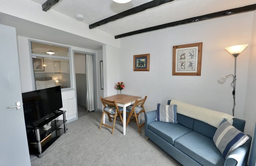 Brixham Apartamento | Quirky & Cosy Apartment in Brixham Centre, Devon