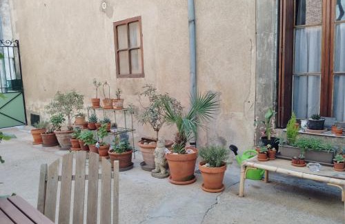 Badens Casa | Quirky property close to Carcassonne ideal for couples & cyclists & OFFERS