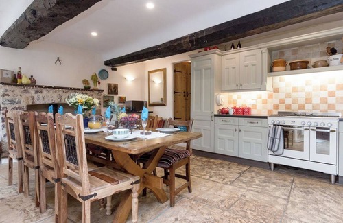 Axbridge Casa | Carácter, espaciosa casa 'Old Angel', Nr Cheddar / Bristol / Bath