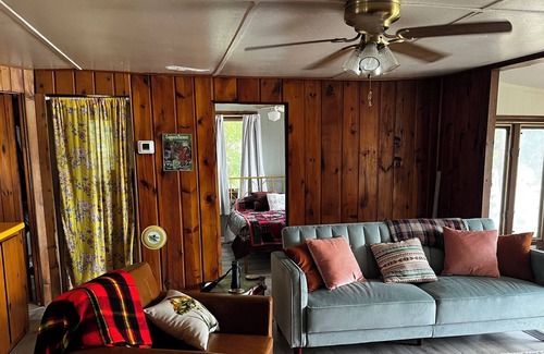 St Germain Cabina | Quite vintage cabin 2 bedroom and 1 bath in the St. Germain area. Pet friendly.