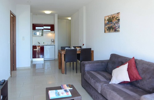Ajaccio Apartamento | Rés. Les Calanques, T2 2-4 pers. by Interhome