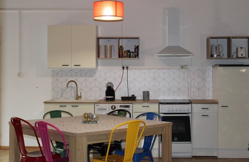 Lezignan-Corbieres Apartamento | 🖤 Rési'Danse 🖤 Piscine Clim Wifi Centre ville 5 people