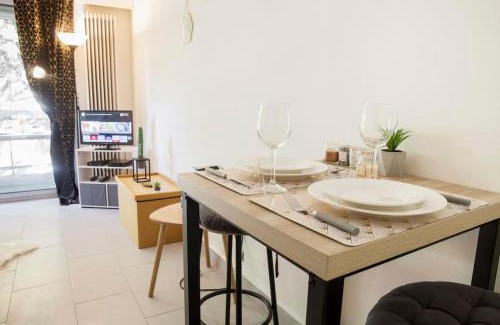 La Plage Apartamento | Résidence Bord de Mer-Terasse-plage prado David