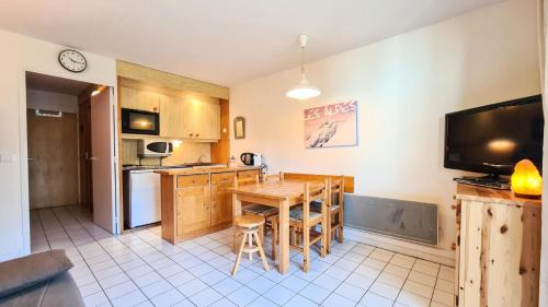 Flaine Apartamento | Résidence Castor - Studio rénové avec casier à ski · Proche des pistes · Balcon MAE-7394