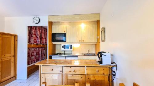 Flaine Apartamento | Résidence Castor - Studio rénové avec casier à ski · Proche des pistes · Balcon MAE-7394