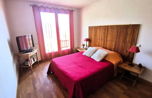 Reallon Chalet De Esquí | Vrbo Property