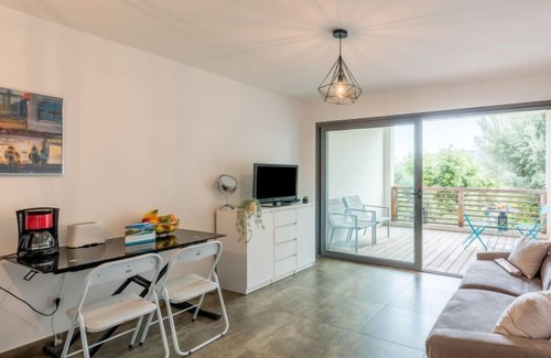 Porto-Vecchio Apartamento | Résidence Cita di Sali by Interhome