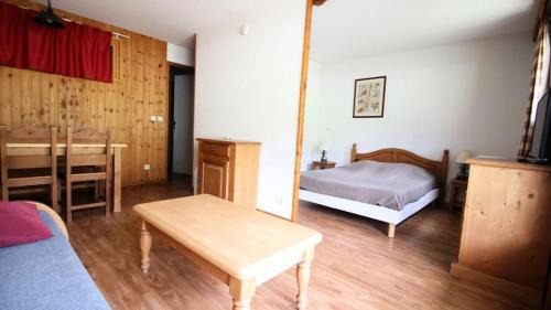 Puy-Saint-Vincent Apartamento | Résidence Dame Blanche - DBA217 - APPT 1 CHAMBRE + CABINE - BALCON - 6 PERSONNES - Secteur 1800 MAE-2044