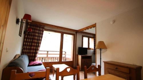 Puy-Saint-Vincent Apartamento | Résidence Dame Blanche - DBA215 - APPT 1 CHAMBRE + CABINE - BALCON - 6 PERSONNES - Secteur 1800 MAE-5191