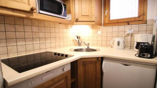 Puy-Saint-Vincent Apartamento | Résidence Dame Blanche - DBA215 - APPT 1 CHAMBRE + CABINE - BALCON - 6 PERSONNES - Secteur 1800 MAE-5191