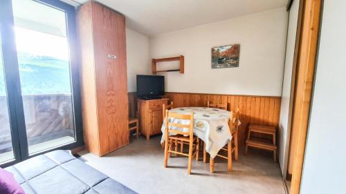 Flaine Apartamento | Résidence Doris - Studio lumineux · Centre station · Balcon MAE-7404