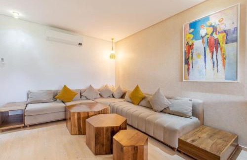 Menara Apartamento | Résidence Golfique PJ, jardin, piscine