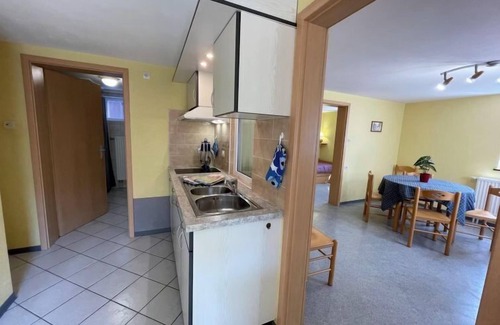 Marckolsheim Apartamento | Résidence jaune et rose by Interhome