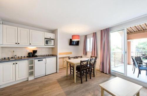 Giens Apartamento | Résidence La Pinède - maeva Home - Appartement 2 pièces 5 personnes Sélection MAE-6170