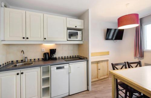 Giens Apartamento | Résidence La Pinède - maeva Home - Appartement 2 pièces 5 personnes Sélection MAE-6170