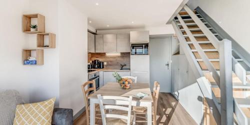 Champagny-en-Vanoise Apartamento | Résidence Le Reclaz - 3 Pièces pour 6 Personnes MAE-9524
