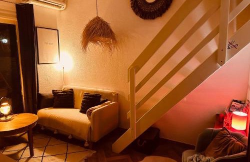Marseillan Plage Apartamento | Résidence Le SUNSET Marseillan-plage, entre mer et lagune de Thau, étape vélo, famille, couple, VRP, toutou admis, jardin, parking privé gratuit, vélos, Clim, WIFI fibre gratuite, commodités, plage et piste cyclable à proximité, 6 couchages nous contacter