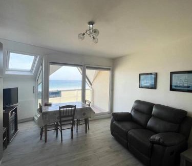 Pleneuf-Val-Andre Apartamento | Résidence Les Bains - Charmant studio de 30m², sur l'avenue du Val-André. MAE-6504