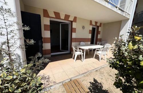 Le Verdon-sur-Mer Apartamento | Résidence Les Vertmarines - 226 - Appartement tout confort en résidence avec piscine au Verdon sur Mer MAE-9133