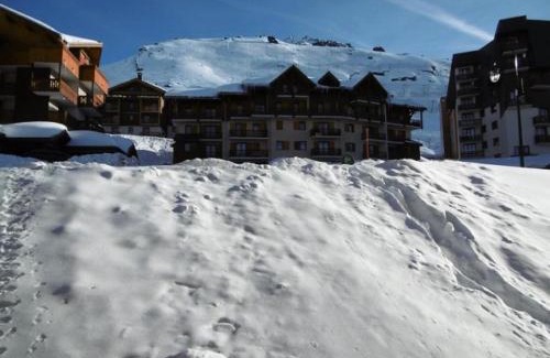 Val-Thorens Apartamento | Résidence Neves - VAL THORENS location: Studio pour 4 personnes dans un quartier animé (LES NEVES) MAE-9082