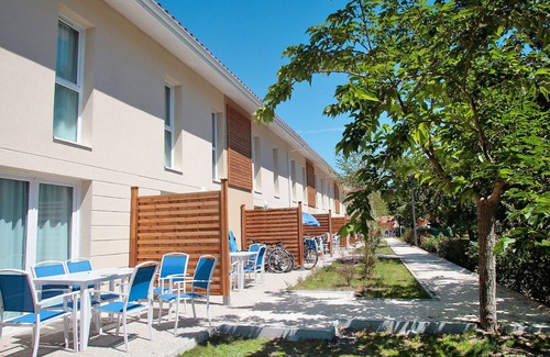 Hourtin Port Casa | Résidence Odalys Référence Le Petit Pont by Interhome