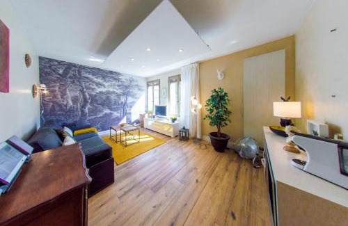 Centre Historique Apartamento | RétroMirabeau "Le Raspaïl" - 65m2 avec VUE - 2 CHAMBRES - 4 pers - COURS MIRABEAU HALLES GARE - EMPLACEMENT TOP - Chèques Vacances CONNECT