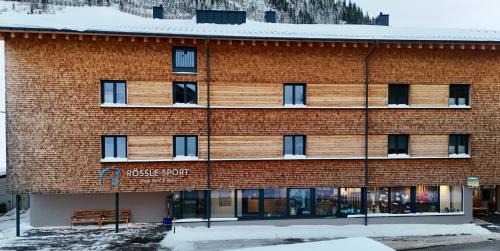 Faschina Apartamento | Rössle Appartements und Sport Rössle Skiverleih & Sportgeschäft