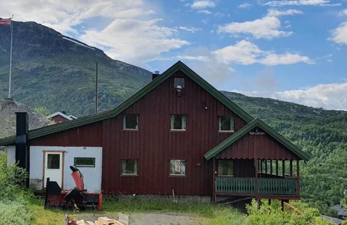 Tyinkrysset Casa | Røisheim