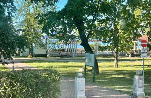Haapsalu Apartamento | Rüütli 1 - sea view apartment in Haapsalu Old Town
