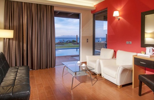 Fanes Casa | R 1020 Junior Suite with Private Pool All Inclusive Free Cancellation
