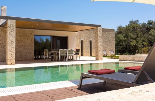 Chalikounas Villa | R 1385 Natumo Villa - BlueVillas Corfu