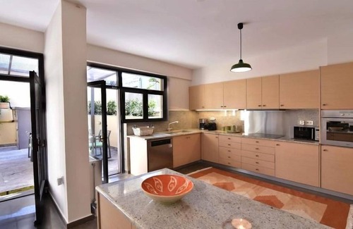 Filopappou Villa | R 963 Villa Olivia Philoppapou