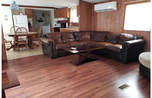 Sabinal Casa | "R" - House on 127