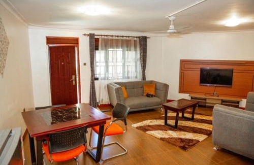 Entebbe Apartamento | R & R FURNISHED APPARTMENT AKRIGHT CITY BWEBAJJA