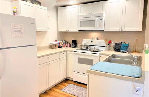 Fort Wayne Casa | Rabus - GIANT Yard & Parking, Nature, Shopping