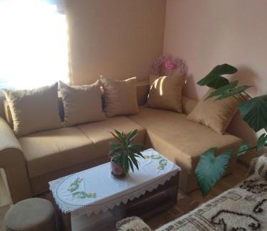 Kremna Apartamento | Rada smeštaj