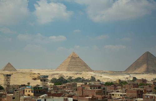 Kafrat al Jabal Cama Y Desayuno | Radiant pyramids Inn